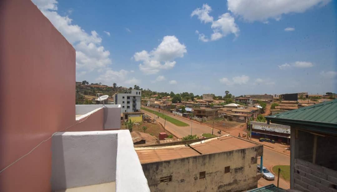 Appartements Neuf De Haut Standing Dm & Ng A Bafoussam Kültér fotó
