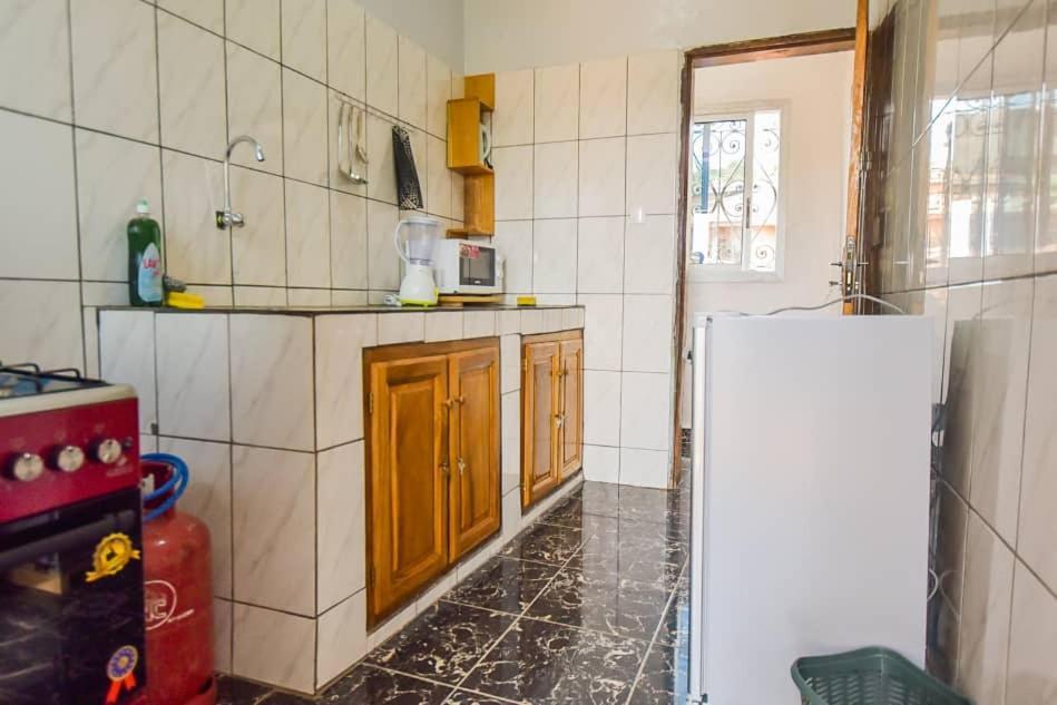 Appartements Neuf De Haut Standing Dm & Ng A Bafoussam Kültér fotó