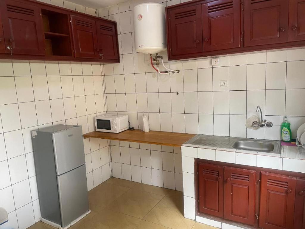 Appartements Neuf De Haut Standing Dm & Ng A Bafoussam Kültér fotó